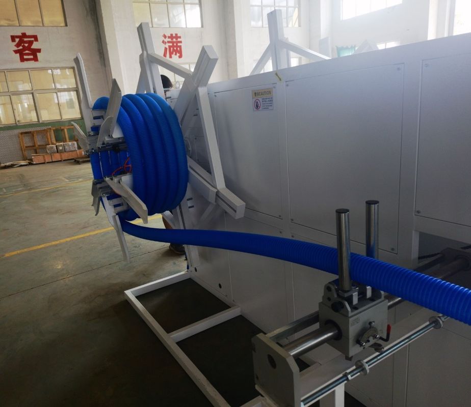 63 - 110 Máquina de fabrico de tubos de PVC de parede única e dupla