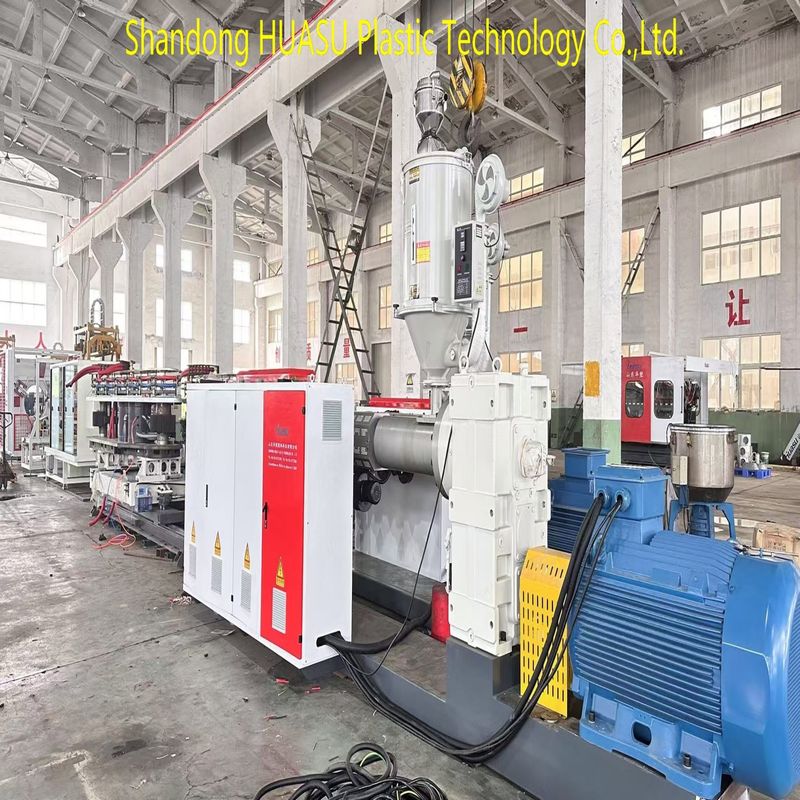 Linha de Extrusão Automática de Tubos Plásticos com Siemens ABB Elétrica Principal e Resfriamento a Ar e Água para Produção Personalizável