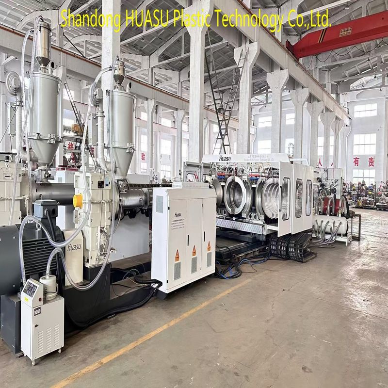 Linha de produção de tubos ondulados de parede dupla controlada por PLC com sistema de refrigeração de energia e água de 100-1000 kW