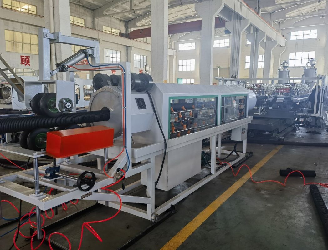Linha de extrusão de tubos corrugados de parede dupla PE / PP / PVC com tecnologia de formação de vácuo até 1600 mm de diâmetro