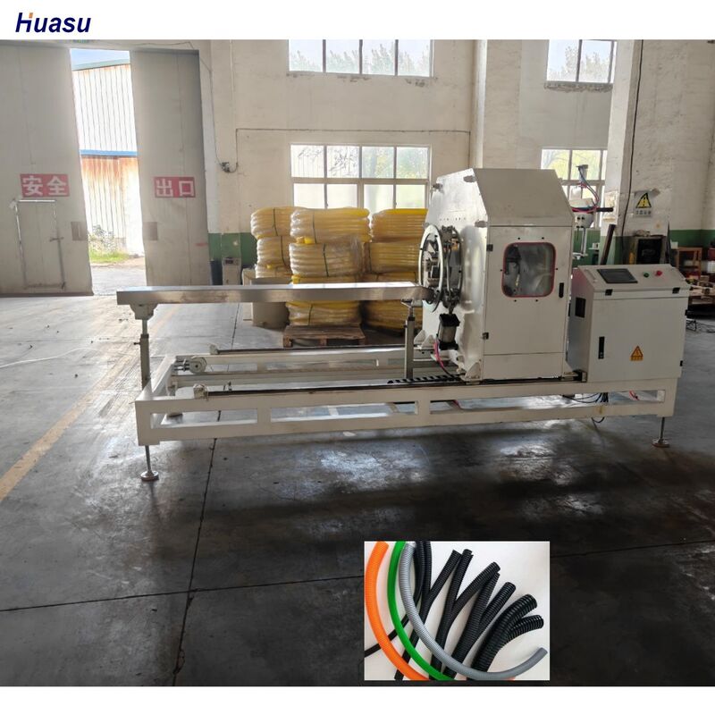 Linha de Extrusão de Tubo Corrugado de Parede Dupla com 48 Moldes e Controle PLC Siemens para Produção de Alta Eficiência