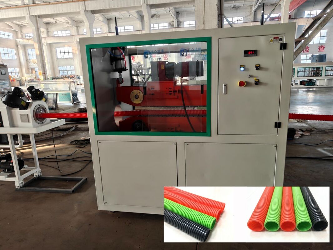 Linha de extrusão de tubos ondulados de parede única com material de barril 38CrMoAlA e eletricidade principal Siemens Schneider com controle remoto PLC