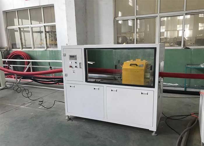 O PE DWC dos PP corrugou a tubulação que faz a refrigerar de ar da máquina a máquina plástica da extrusora da tubulação