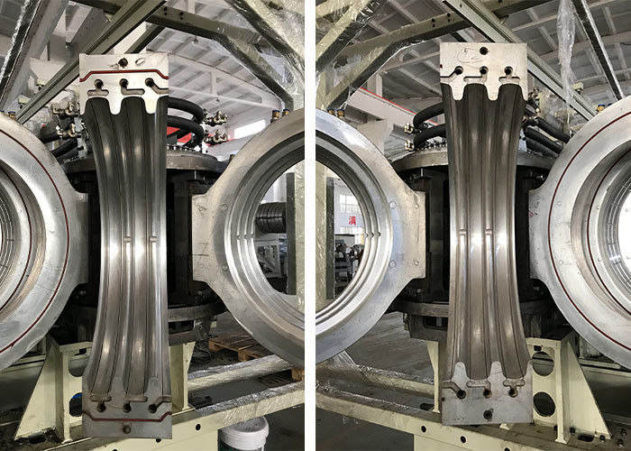 linha linha da extrusão da tubulação do HDPE de 300mm de 3m/Min Calbe Jacket Pipe Production